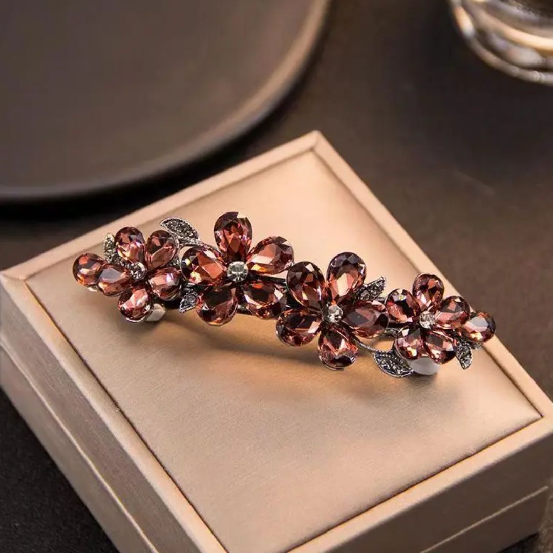 Katherina – Eleganter Trachten-Haarschmuck mit Strassblumen für Oktoberfest 0