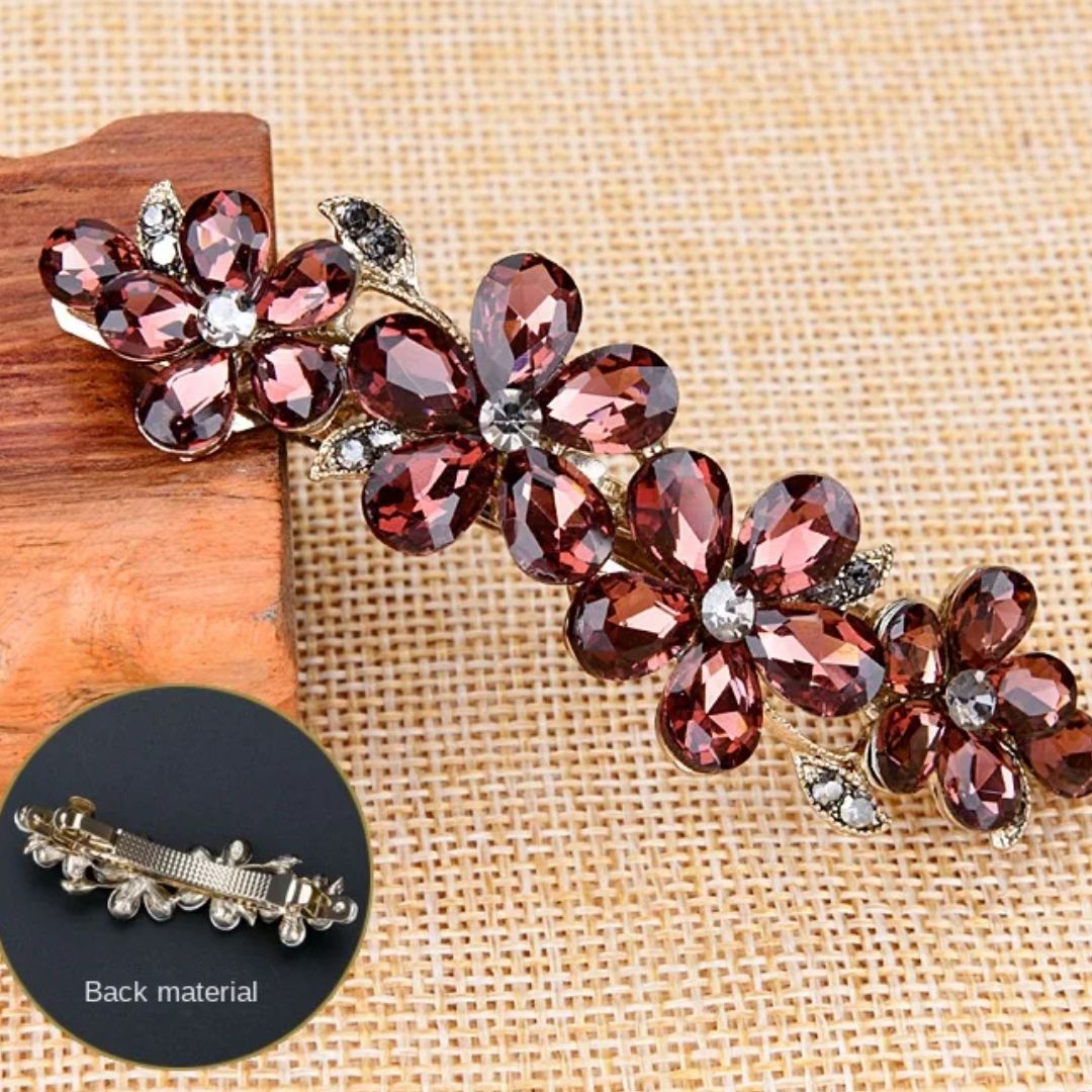 Katherina – Eleganter Trachten-Haarschmuck mit Strassblumen für Oktoberfest 3
