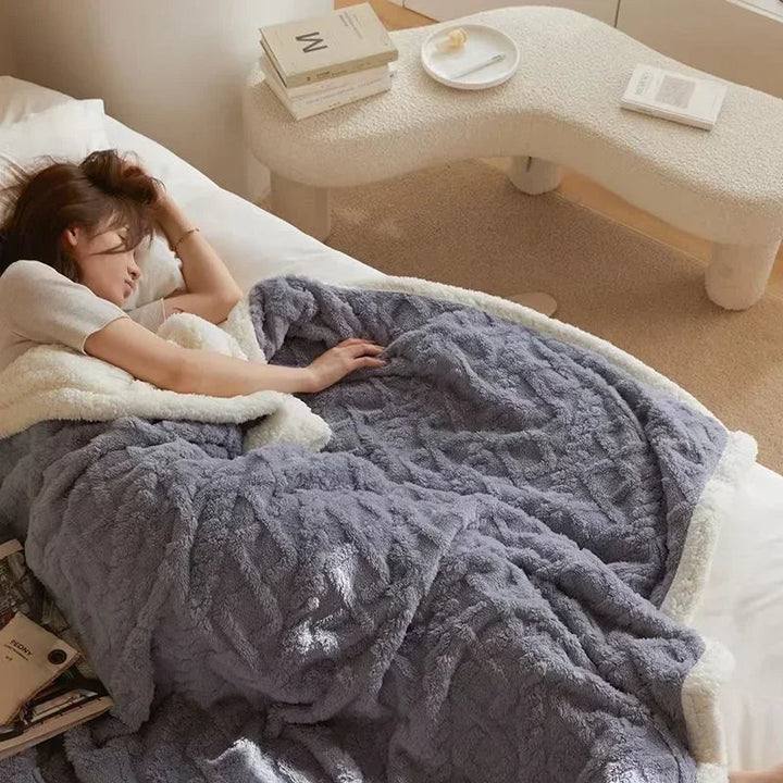WarmWool – Dicke Schafwolldecke für Ultimativen Komfort und Wärme 4