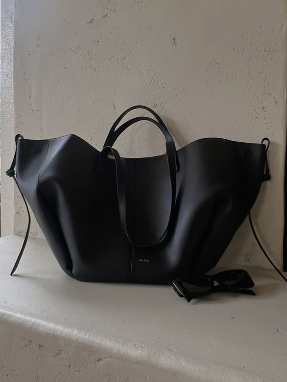 Wolff Vintage Umhängetasche Damen – Geräumige Schultertasche aus Kunstleder mit elegantem Design 3