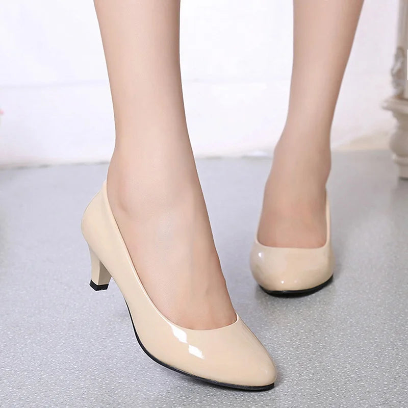 Bequeme Beige Damen Pumps – Elegantes Design für Büro und Festlichkeiten 0