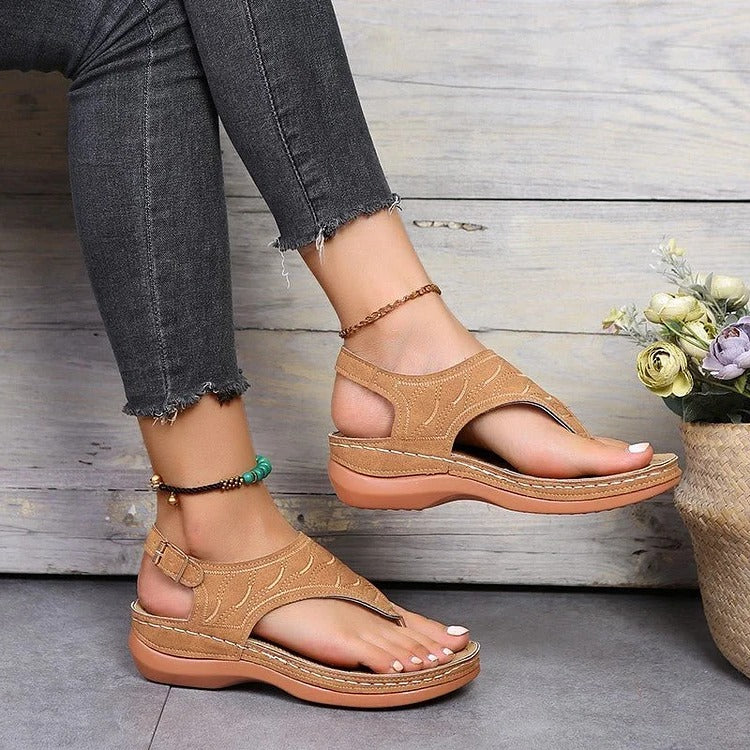 Bequeme Damen Sandalen mit Rutschfester Sohle und Fußunterstützung für Sommerschuhe 1