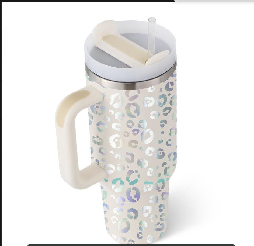 ChillMate – Isolierende Tasse mit 1200 ml Fassungsvermögen und Strohhalm 10