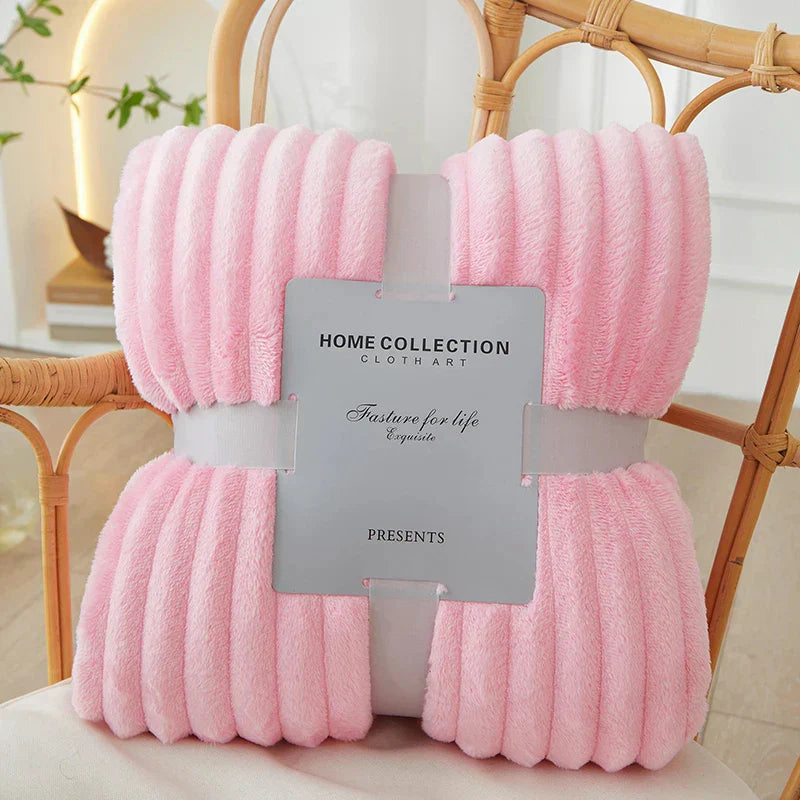 CozyStripe – Breite Streifen Flanell Fleece Decke für ultimativen Komfort 10
