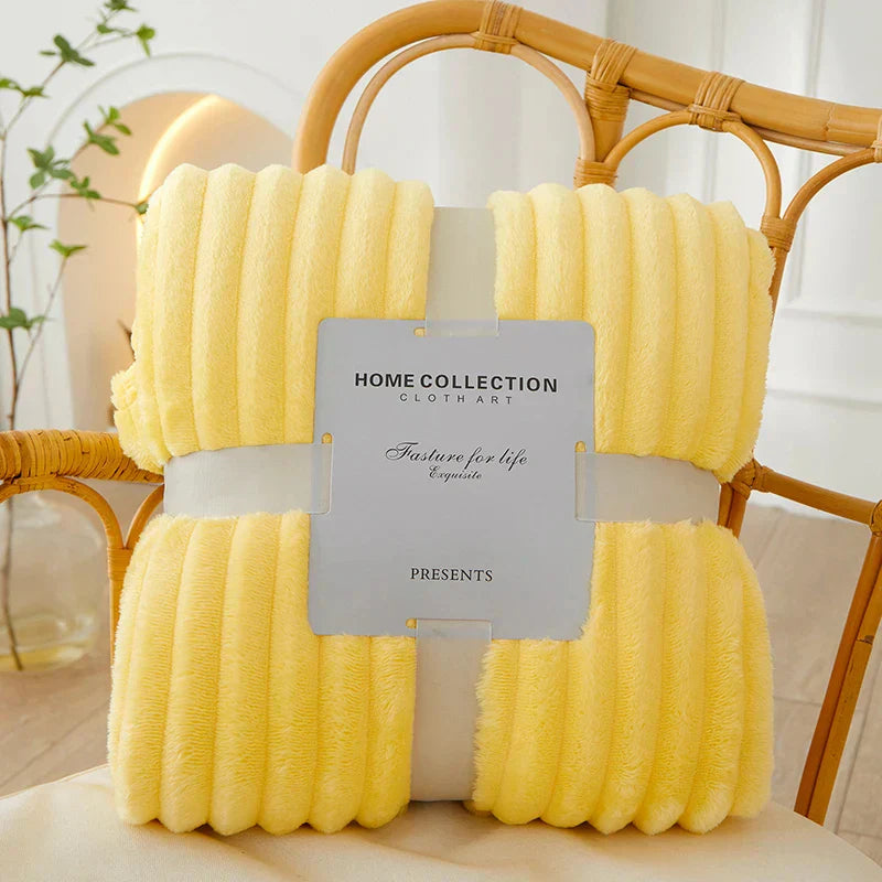 CozyStripe – Breite Streifen Flanell Fleece Decke für ultimativen Komfort 2