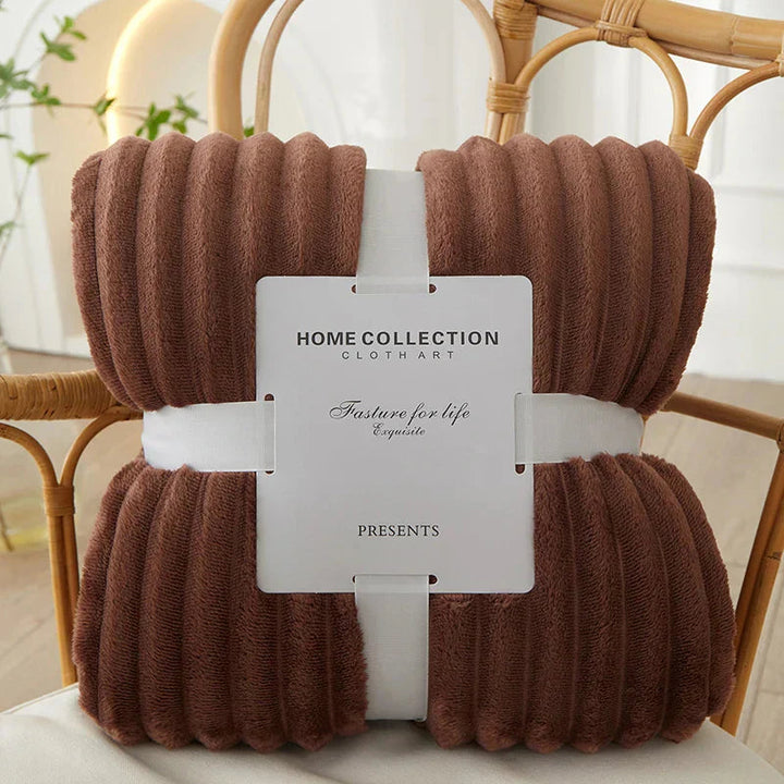 CozyStripe – Breite Streifen Flanell Fleece Decke für ultimativen Komfort 3