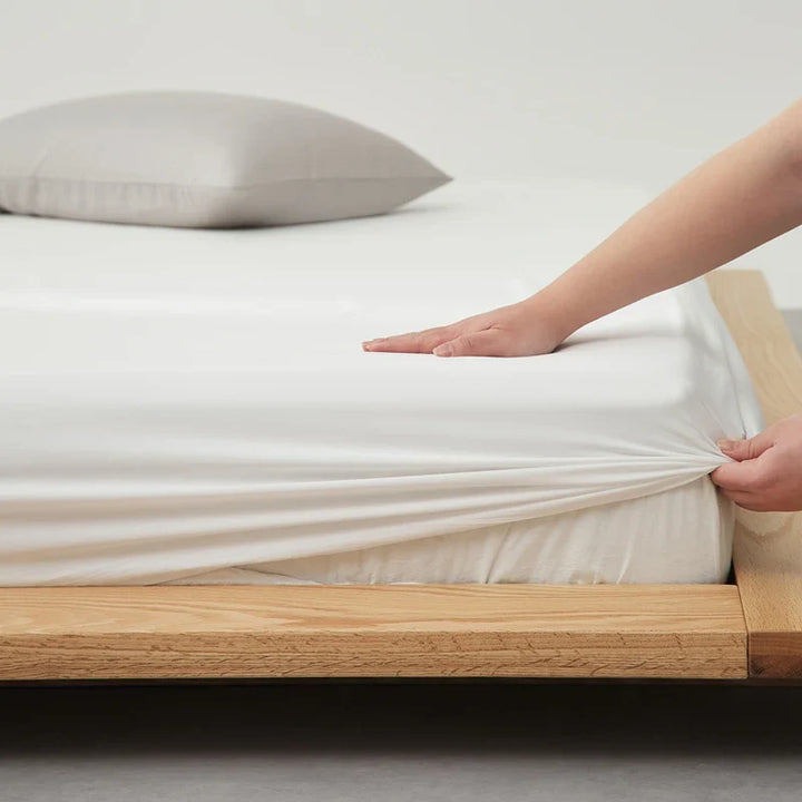 Elastisches Spannbettlaken Set aus weichem Lyocell – 150 x 200 cm + 30 cm, Weiß mit 2 Kissenbezügen 48 x 74 cm 5