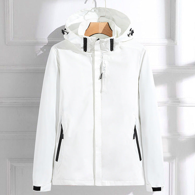 Elegante Damen Regenjacke – Wasserdicht, Mit Kapuze, Stylisch und Funktional 3
