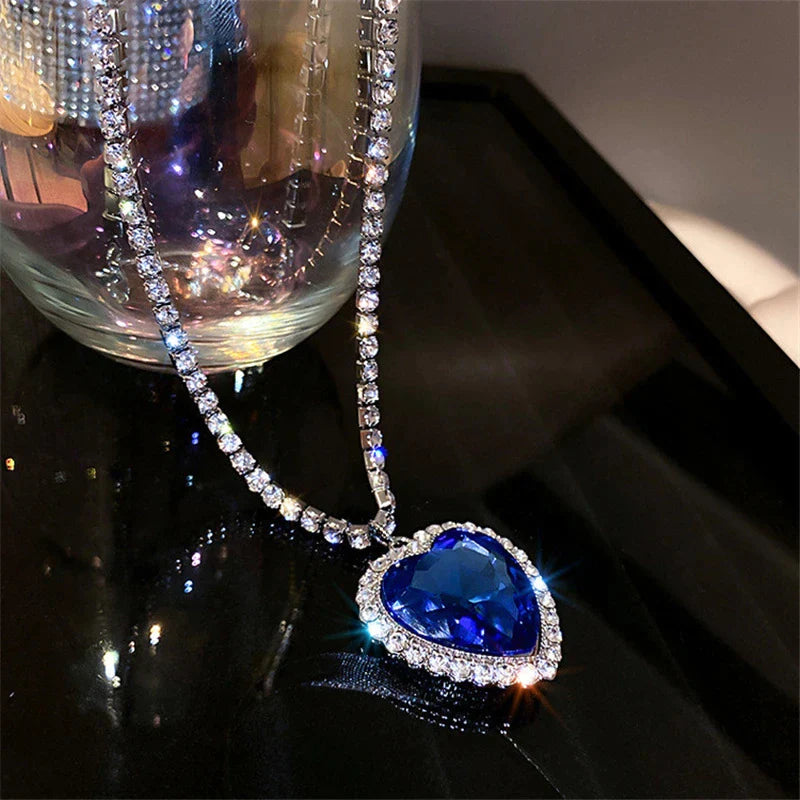 Elegante Halskette Damen – Blaue Herz-Kristall-Halskette aus Zirkonia und Silber 2