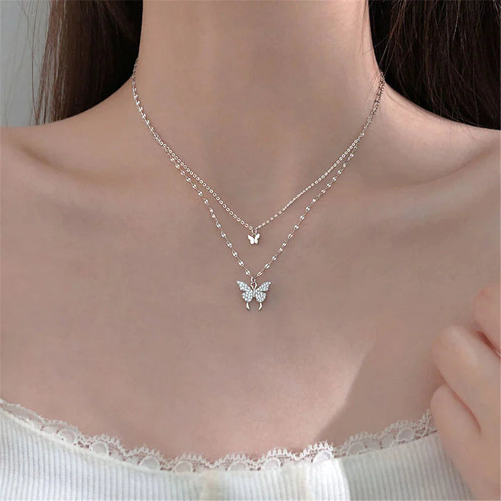 Elegante Halskette Damen aus Silber mit Zirkon-Schmetterlings-Anhänger 0