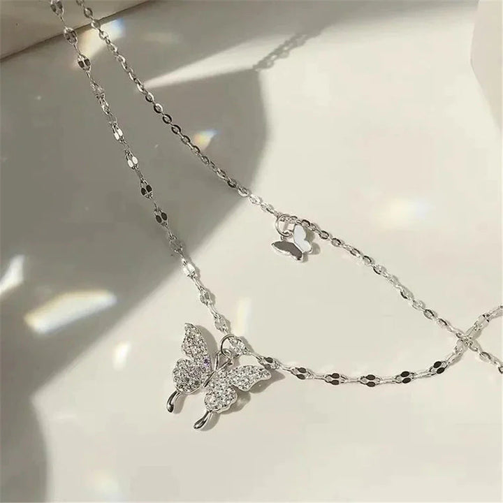 Elegante Halskette Damen aus Silber mit Zirkon-Schmetterlings-Anhänger 2