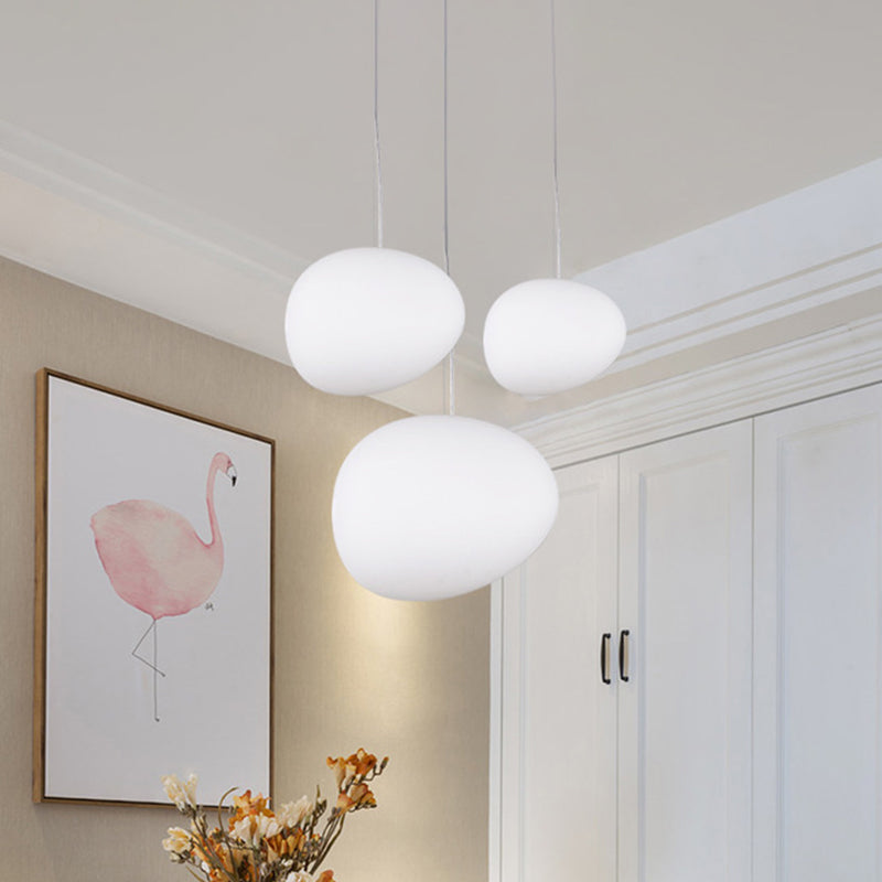 Elegante Hängelampe im Kiesel-Design für Esszimmer und Küchen – Moderne Pendelleuchte aus hochwertigem Material 3