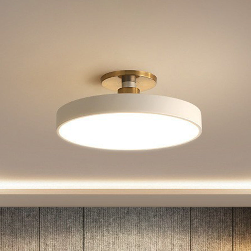Elegante LED Deckenlampe im Nordic Stil für Schlafzimmer – Verschiedene Größen und Farben verfügbar 0