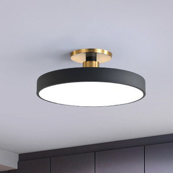 Elegante LED Deckenlampe im Nordic Stil für Schlafzimmer – Verschiedene Größen und Farben verfügbar 1