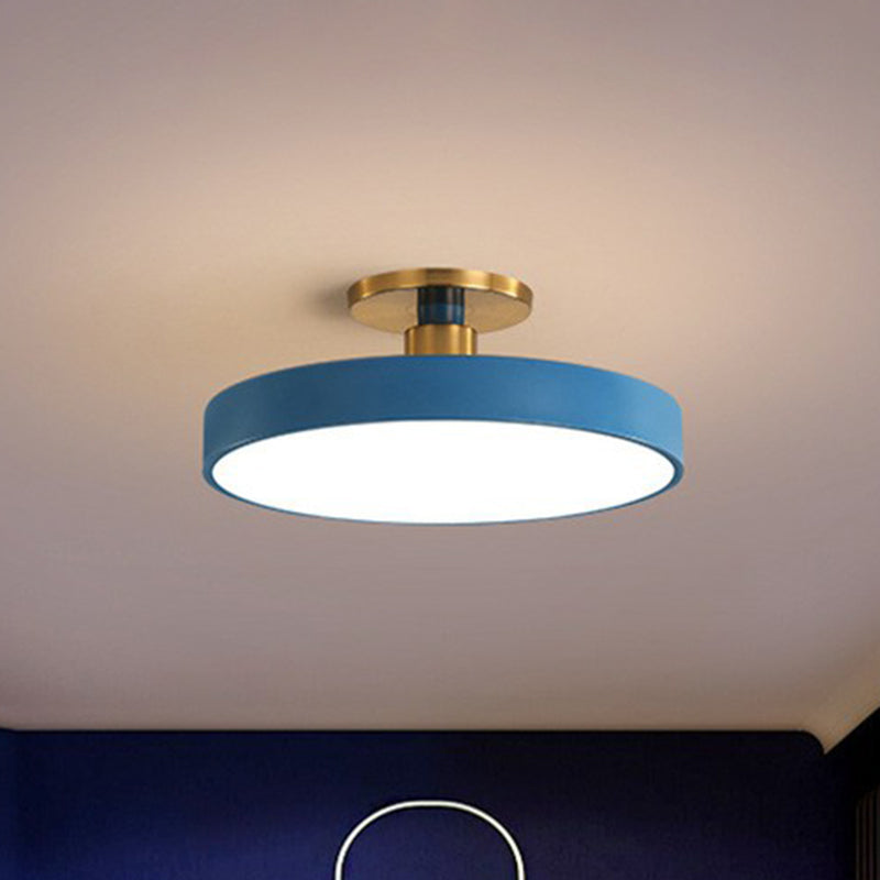 Elegante LED Deckenlampe im Nordic Stil für Schlafzimmer – Verschiedene Größen und Farben verfügbar 3