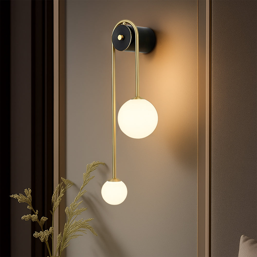 Elegante LED Wandleuchte Innen aus Messing und Glas – Stilvolle Bogenform für Wohnzimmer und Flure 1
