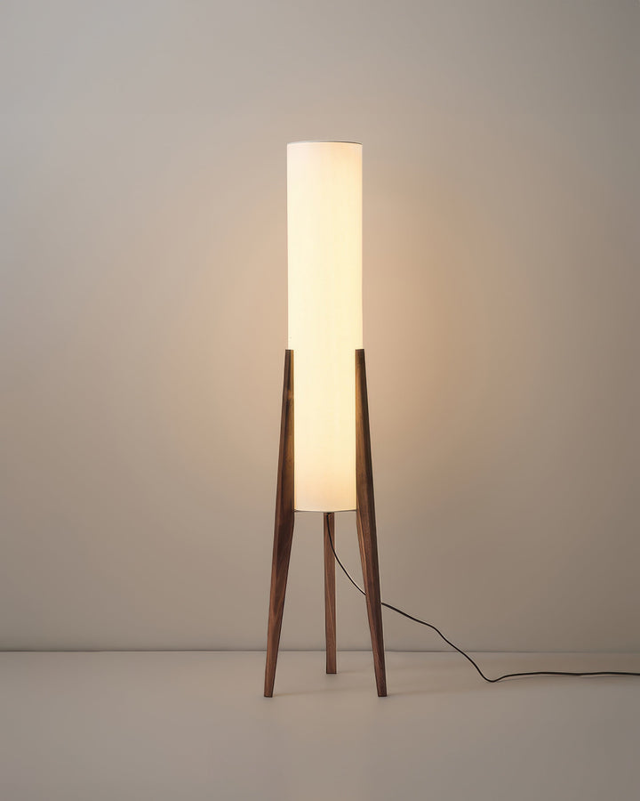 Elegante Stehlampe aus Walnussholz für Wohnzimmer – Umweltfreundliche Stehleuchte mit Stil und natürlichem Design 8