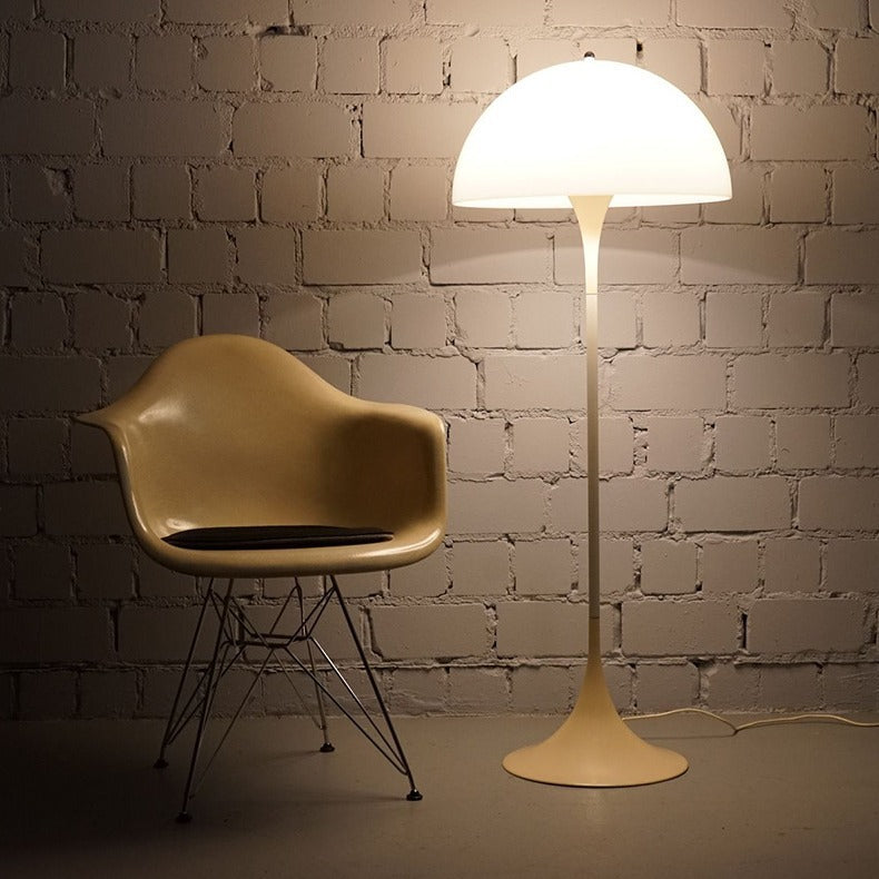 Elegante Stehlampe im Pilzdesign aus Holz – Scandinavian Stehleuchte für Wohnzimmer mit sanfter Beleuchtung, 150 cm hoch 0