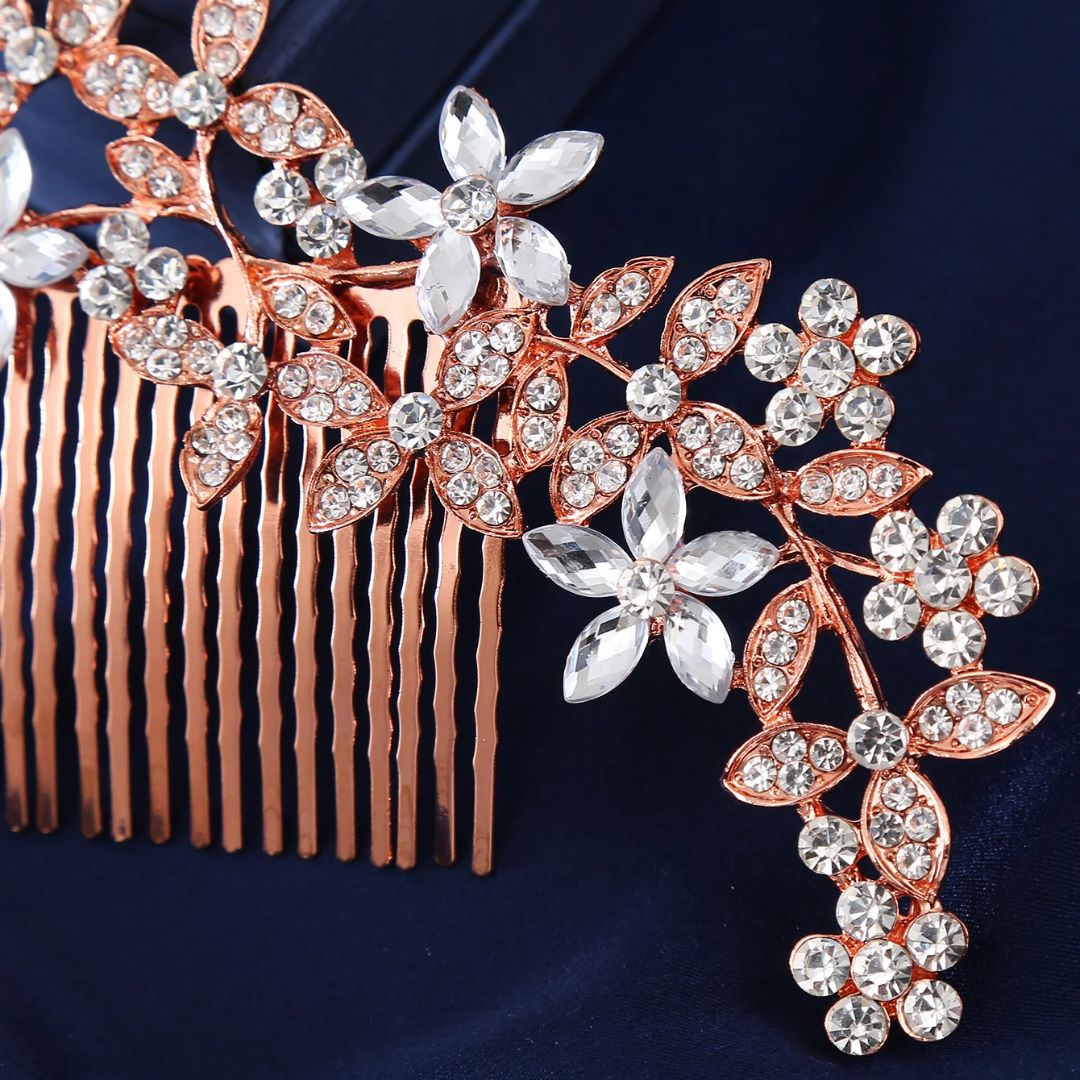 Eleganter Haarschmuck Hochzeit – Glamouröser Haarkamm mit Kristallblüten und Strass für Braut Haarschmuck 6
