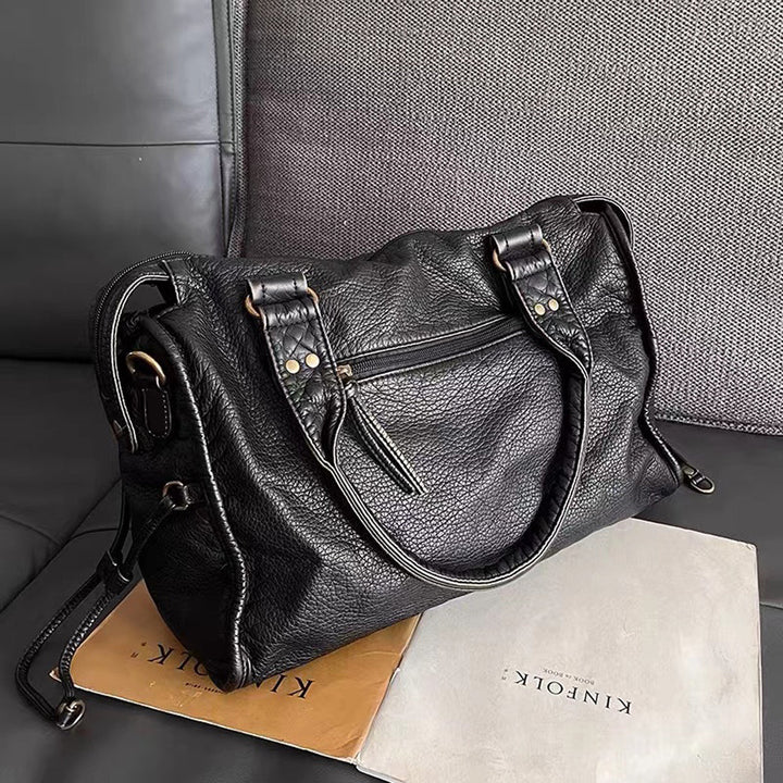 Eleganz Schwarz – Handtasche Damen aus echtem Leder mit geräumigem Innenleben 3