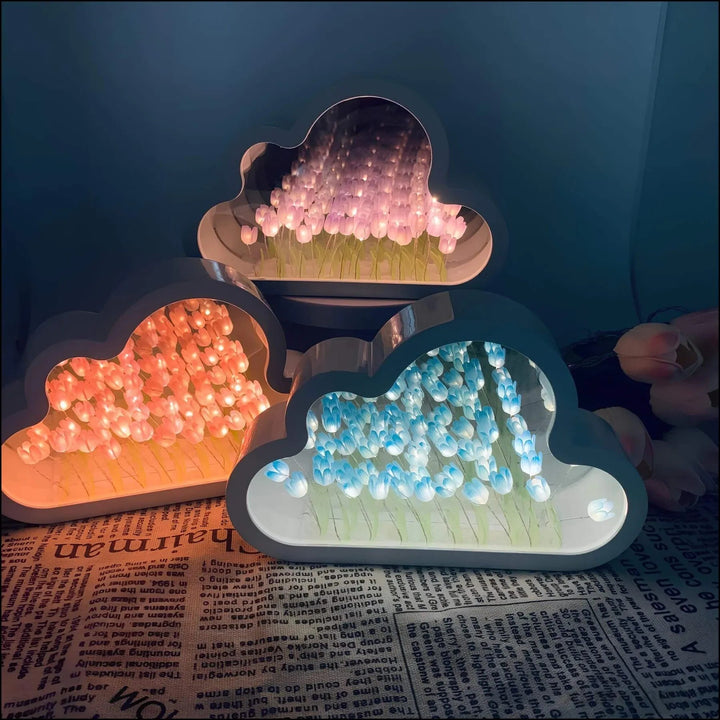 Ewiger Wolkenspiegel mit Unendlichkeitseffekt – LED-Spiegel in Rosa, Tiffany Blau und Violett, 30x30 cm 3
