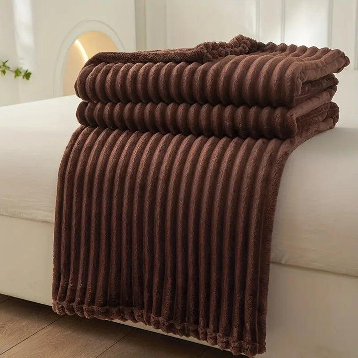 Geribbelte Kuscheldecke aus Hochwertigem Flanel – Weich, Warm und Pflegeleicht für Alle Jahreszeiten, Vielseitig Einsetzbar 14