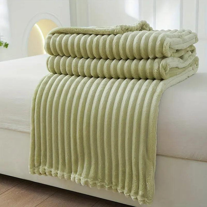 Geribbelte Kuscheldecke aus Hochwertigem Flanel – Weich, Warm und Pflegeleicht für Alle Jahreszeiten, Vielseitig Einsetzbar 5