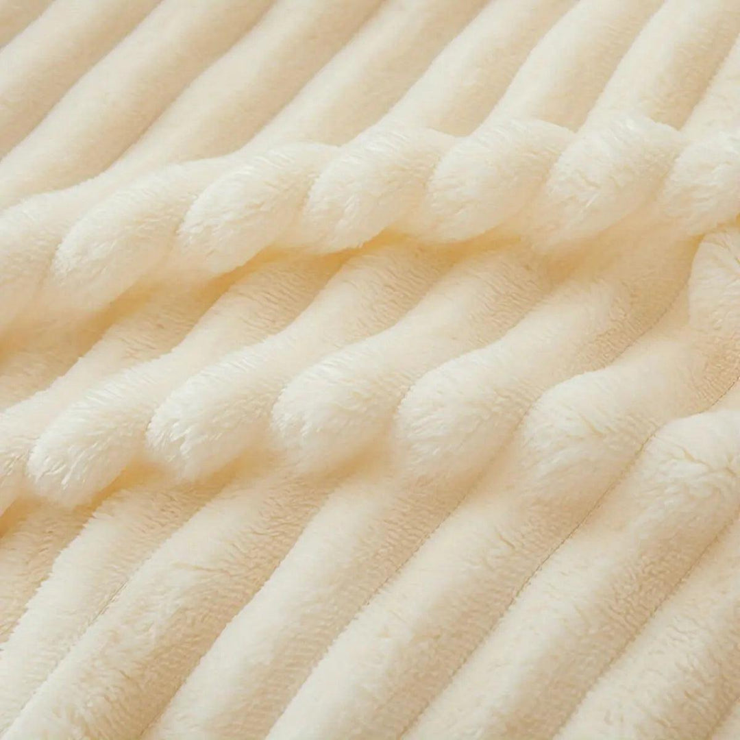 Geribbelte Kuscheldecke aus Hochwertigem Flanel – Weich, Warm und Pflegeleicht für Alle Jahreszeiten, Vielseitig Einsetzbar 6