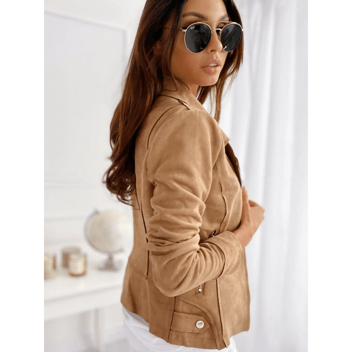 Gitte – Bikerjacke Damen aus Schwarz Leder mit Eleganter Passform 3