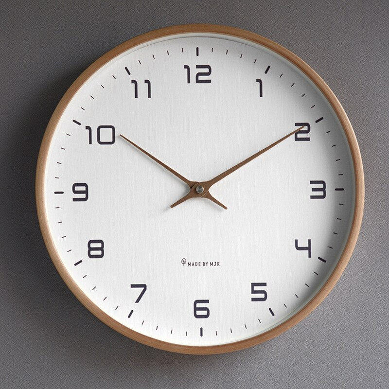 Große Wanduhr aus Holz im Modernen Skandinavischen Design – Geräuschlos, Erhältlich in Braun und Creme, 25x25 cm und 30x30 cm 0