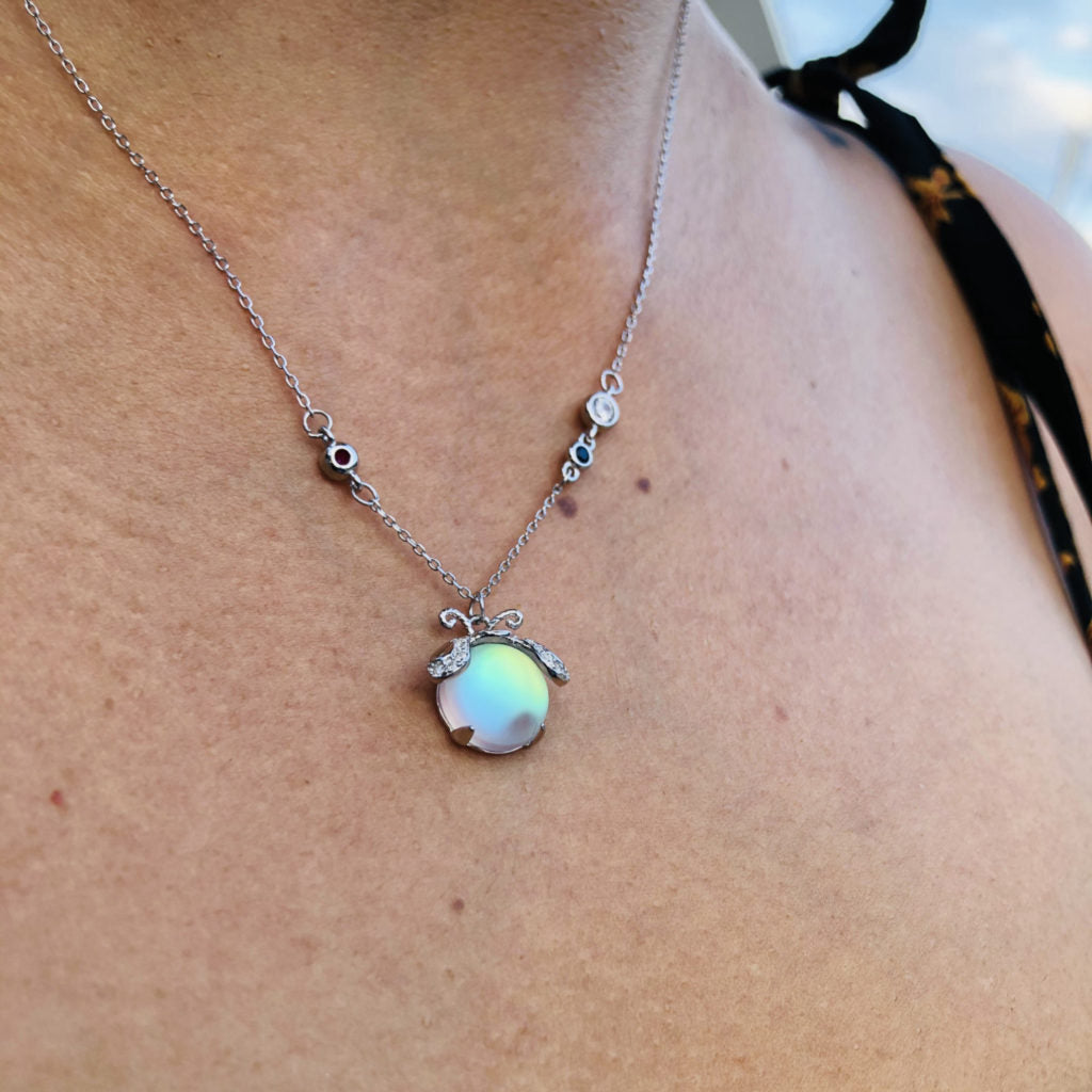 Handgefertigte Halskette Damen aus Silber mit Mondstein – Kreativität & Emotionale Balance 1