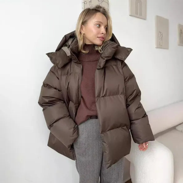 Helena – Klassische Damen Winter-Pufferjacke mit Kapuze und Wärme 1