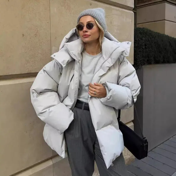 Helena – Klassische Damen Winter-Pufferjacke mit Kapuze und Wärme 2