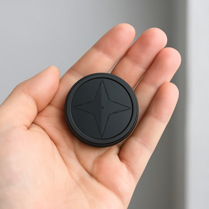 Kompakter GPS Tracker Auto mit Magnet – Echtzeit-Ortung für Fahrzeuge, Hunde und Fahrräder 3
