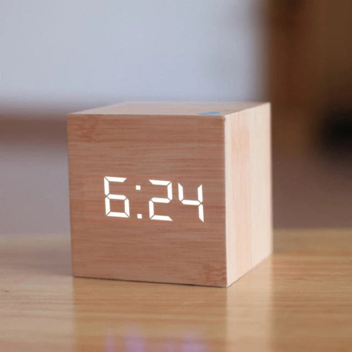 Kompakter Mini Wecker – LED Digitalwecker Mit Einstellbarer Helligkeit & Nachtmodus 6