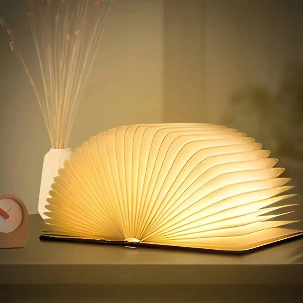 LED Leselampe für Bücher – Kompakte Nachtlicht mit Warmweißem Licht für Gemütliche Atmosphäre am Bett 1