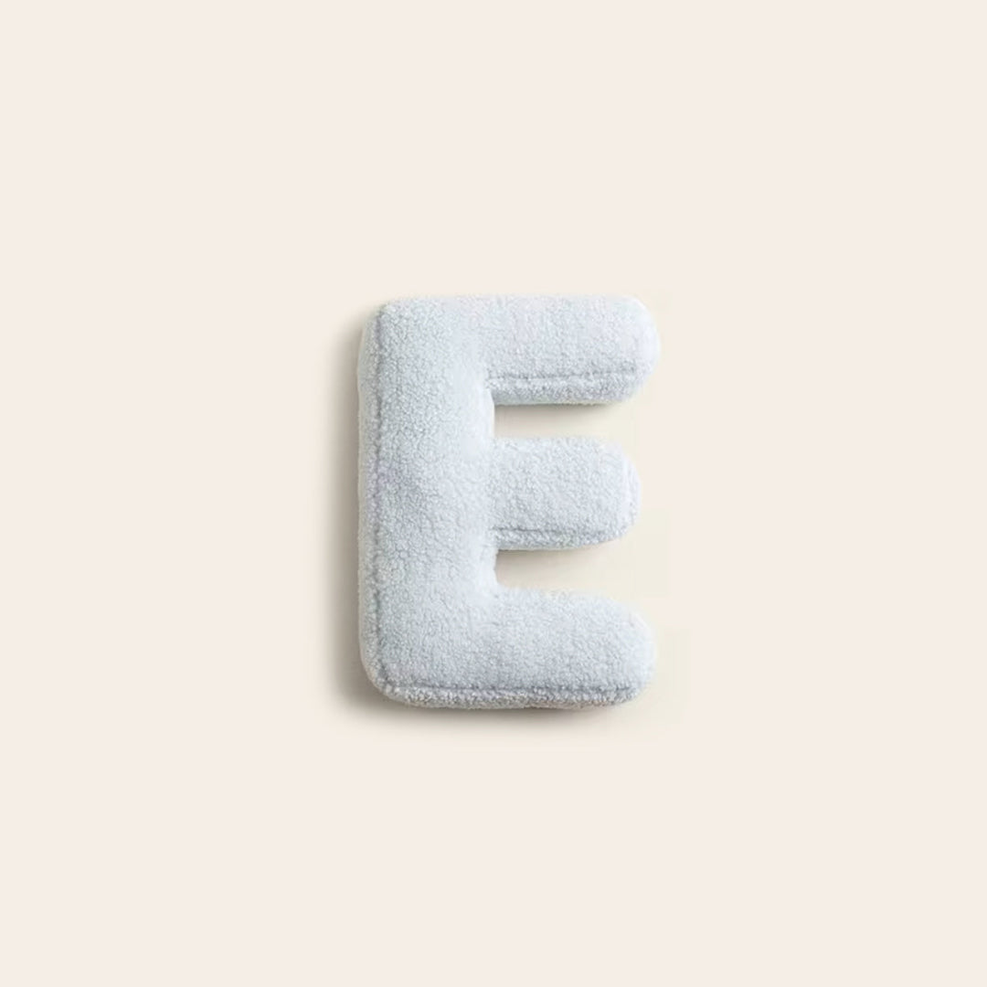 LetterLounge – Personalisierbares Sofa Kissen aus Baumwolle für individuellen Stil 7