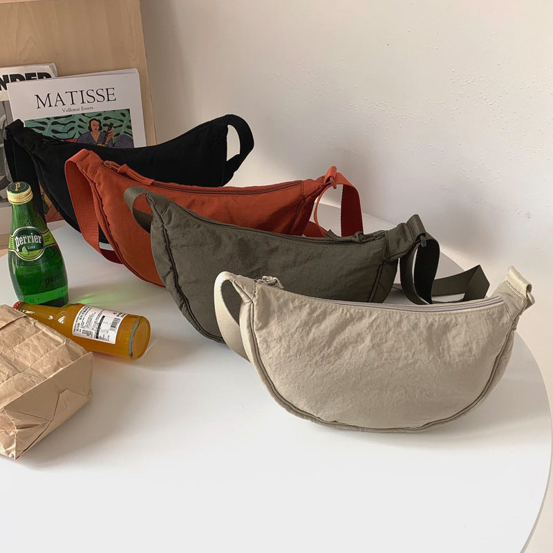 Luna – Umhängetasche Damen aus Kunstleder mit geräumigem Innenraum & verstellbarem Riemen 5