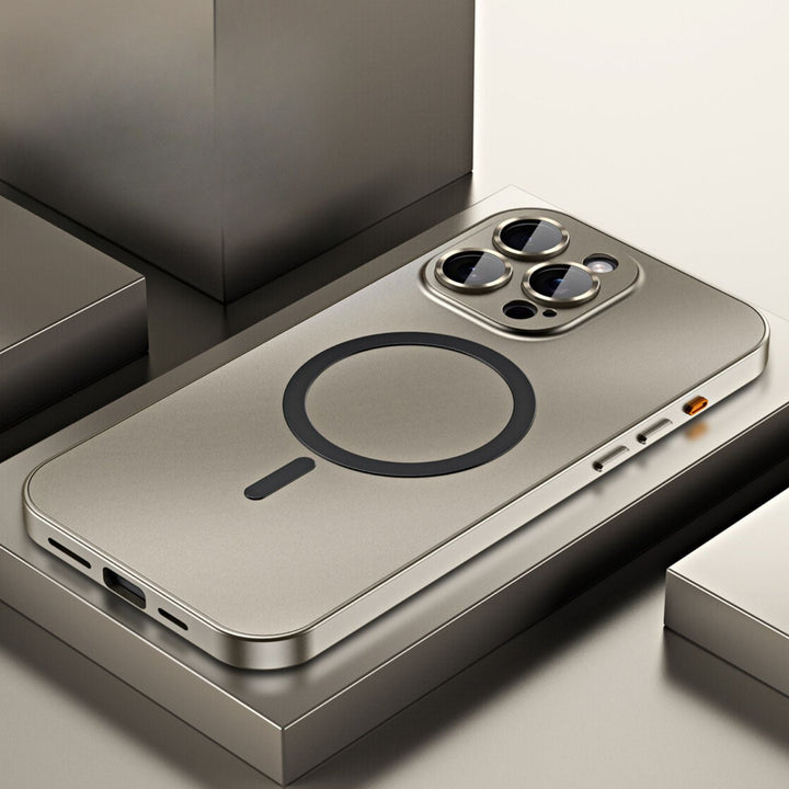 Magnetische Metallhülle für iPhone – Robuste Schutzhülle mit elegantem Design und perfekter Passform 13