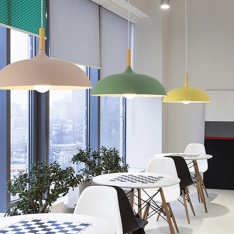 Moderne LED Deckenlampe aus Eichenholz für Wohnzimmer – Energieeffiziente Deckenleuchte mit skandinavischem Design 1