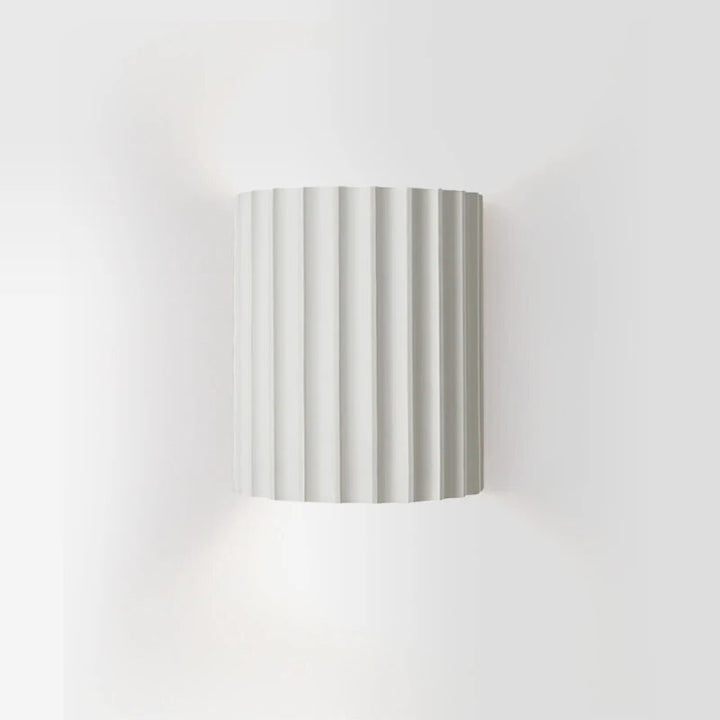 Moderne LED Wandlampe aus Kunstharz – Stilvolle Wandleuchte für Innenräume, 14x8x16,5 cm 0