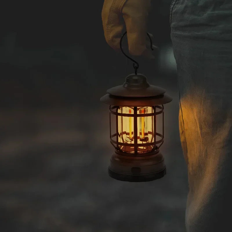 Retro Campinglaterne – Wasserdichte Tragbare Gartenlampe mit Warmem Licht 2