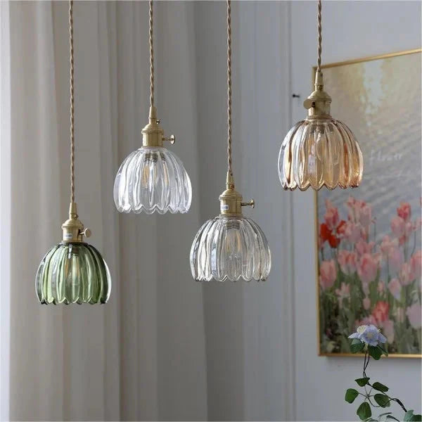 Retro Hängeleuchte aus Glas in Blumenform – Elegante japanische Deckenlampe 1