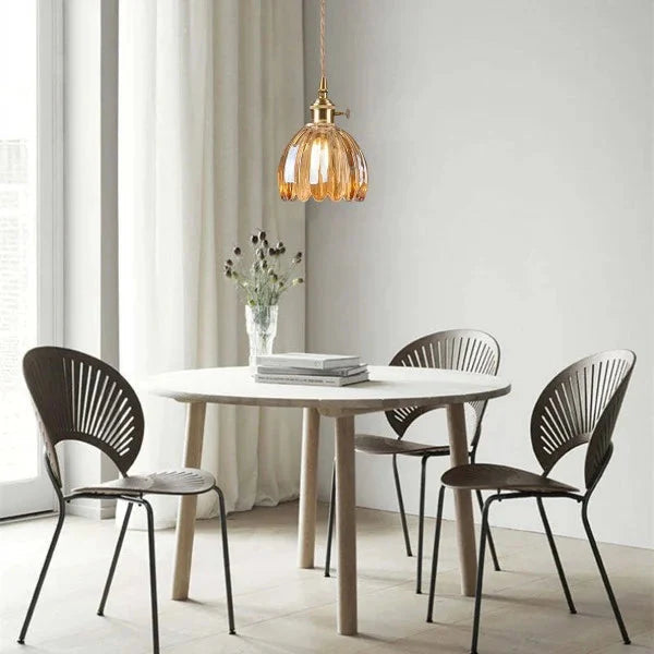 Retro Hängeleuchte aus Glas in Blumenform – Elegante japanische Deckenlampe 2
