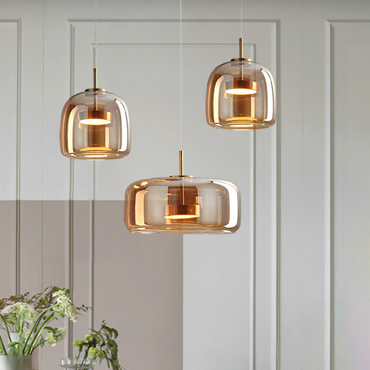 Retro Pendelleuchte aus Metall und Glas – Goldene Hängelampe für Schlafzimmer und Wohnräume, Energieeffiziente LED-Beleuchtung 2