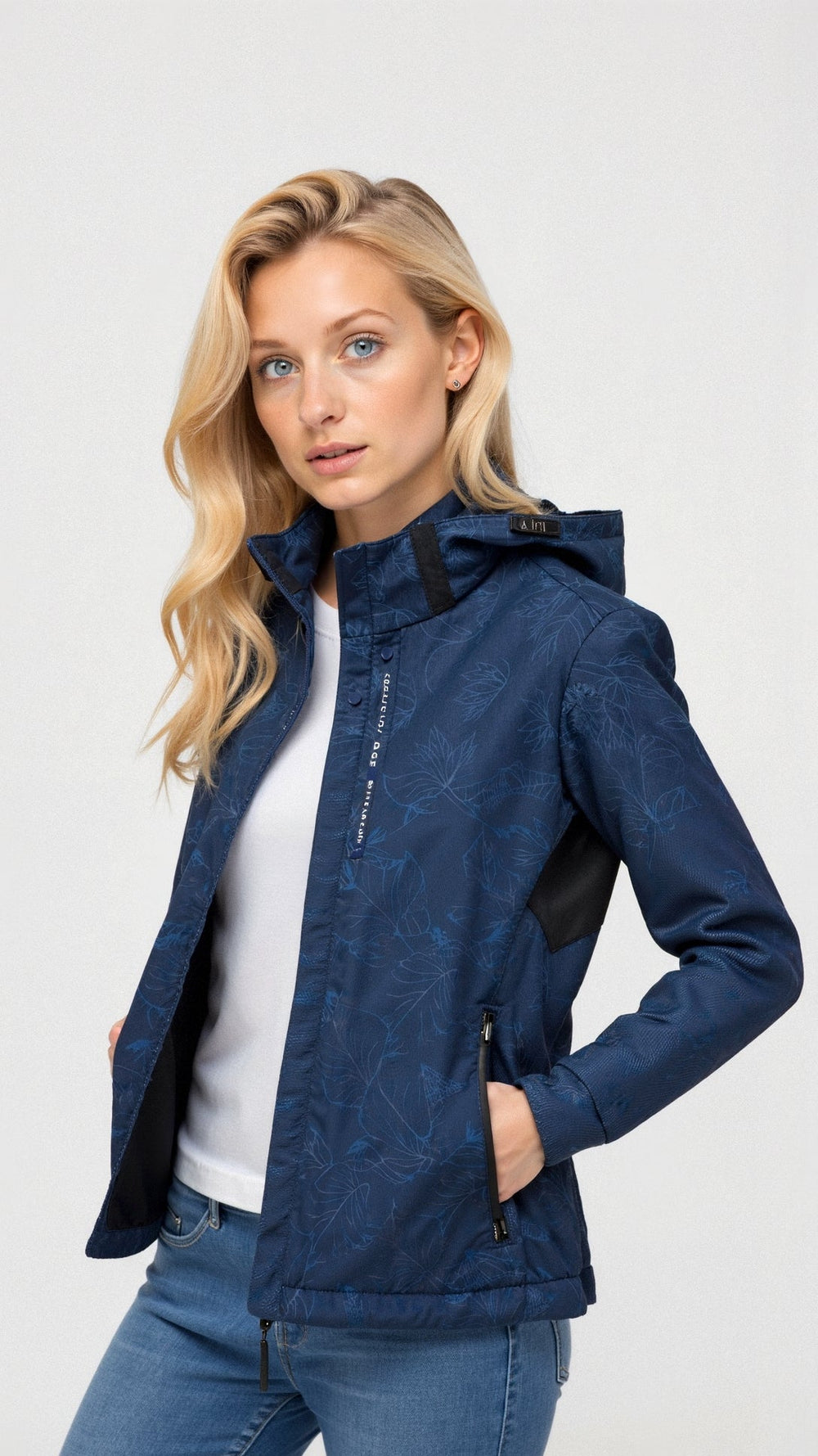 Sanne – Bedruckte Outdoorjacke Damen mit Kapuze für Komfort und Stil 1