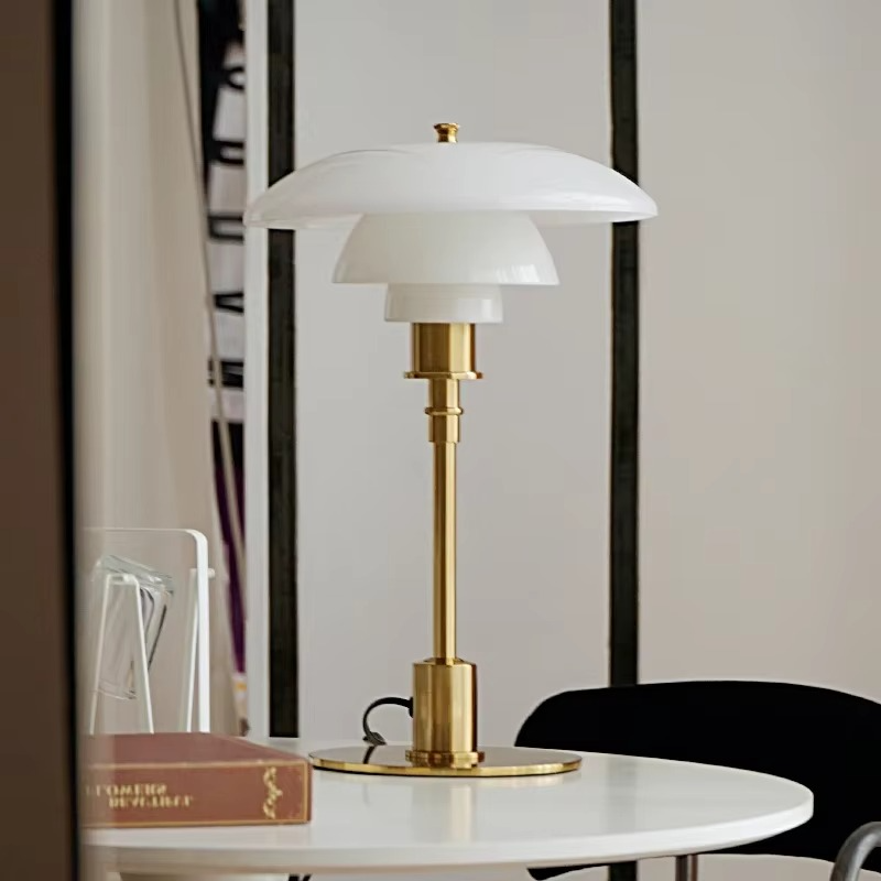 Skandinavische Tischlampe – Dimmbar LED Tischleuchte aus Eisen und Glas, 28 cm 6