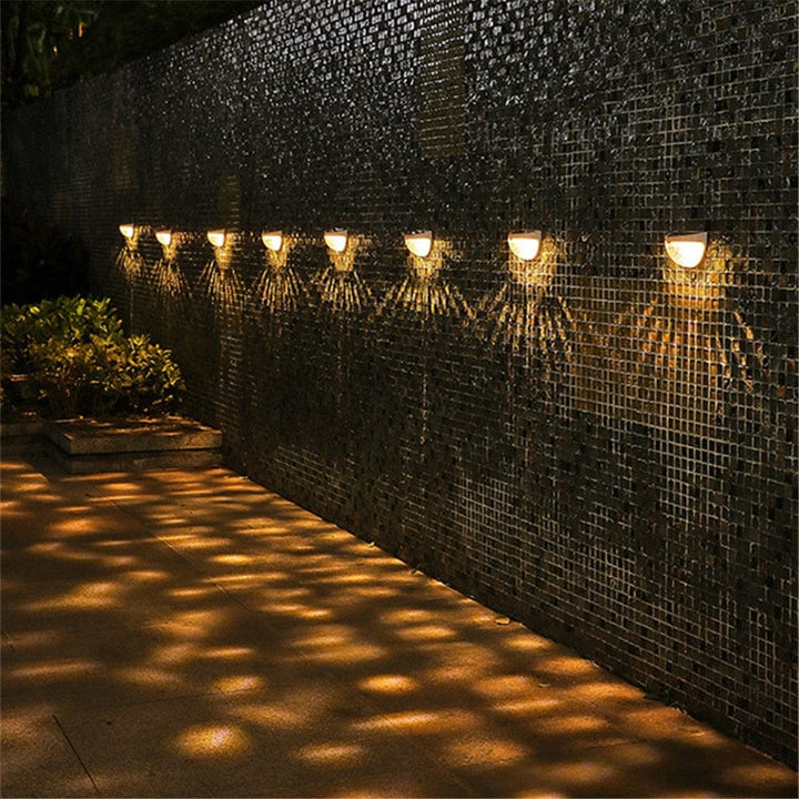 Solar Wandleuchte mit Sonnenlichteffekt – Wasserdichte LED Gartenlampe für 8 Stunden Beleuchtung 2
