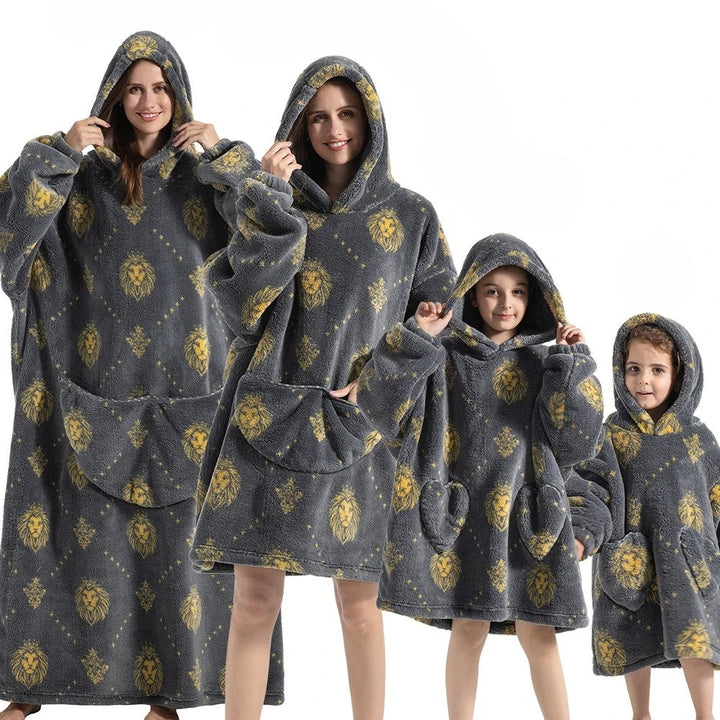 SpookySnuggle – Oversized Hoodie Decke im Kürbisdesign für Halloween Komfort 4