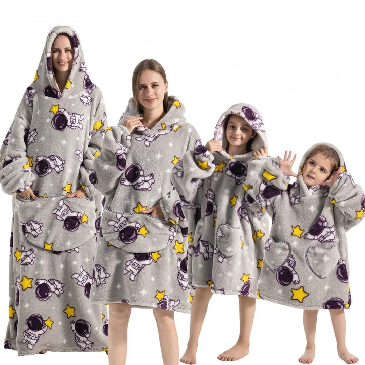 SpookySnuggle – Oversized Hoodie Decke im Kürbisdesign für Halloween Komfort 6